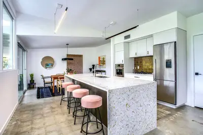 Image de Newly Renovated Home Walking Distance to Indian Wells Tennis Garden