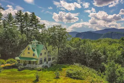 Image de Eagle's View- modern farmhouse, central location, stunning Mt. Washington Views!