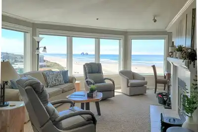 Image de On the beach in Rockaway with panoramic views!