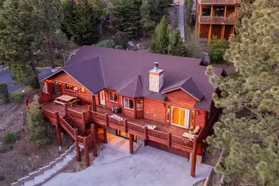 Image de Majestic Views - Game room. Stunning Views. 2 car garage. Ev Charger.