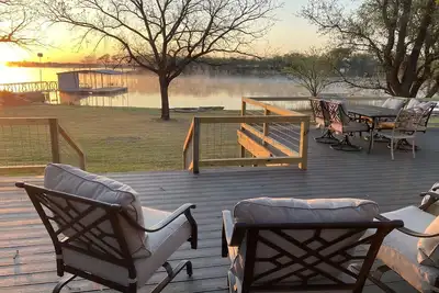 Image de Quiet lakefront home. on Lake Leon, Eastland Tx. 90 min to Fort Worth.