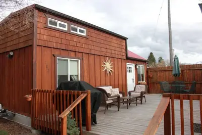 Image de Dixie Creek Bungalows, Not so Tiny, Tiny Home
