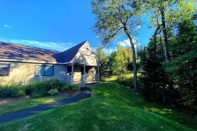 Image de F24 Bretton Woods Townhome with golf course and mountain views, walk to Mt Washington Hotel!