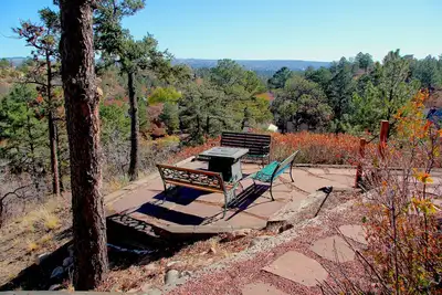 Image de Canyon Retreat in the City