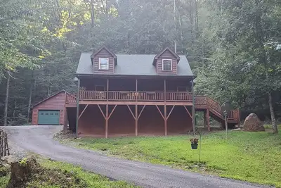 Image de secluded mountain cabin