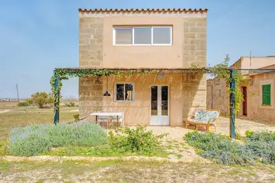 Image de Maison de vacances 'Possessio Sa Barrala Duplex' avec vue montagne et Wi-Fi