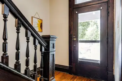 Image de Charming 3 Bedroom, 2 Bathroom Townhouse