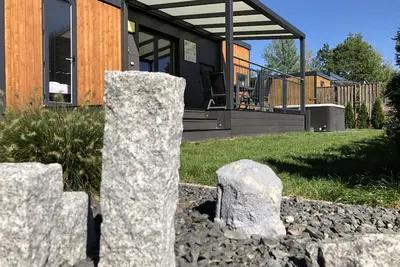 Image de Smart mobile home on the lake with whirlpool (Wa102)