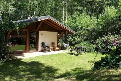 Image de Cottage in a Birch Forest - In quiet greenery