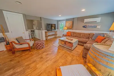 Image de Quiet beach retreat for couples or family