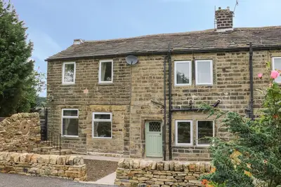 Image de Hill Top Cottage, family friendly, with a garden in Oakworth
