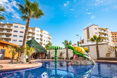 Las Palmas 2br/2ba Suite Ground Floor- D101