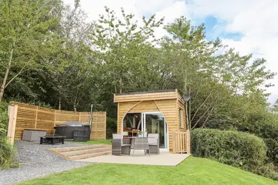 Image de Woodland Pod, pet friendly, country holiday cottage in Corwen