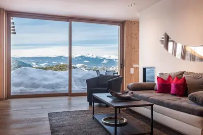 Image de Appartement \"Aura Chalets No 3\" avec vue sur les montagnes, Wi-Fi et jardin