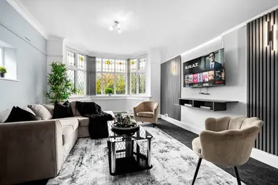 Image de Spacious Five Bed House Near Airport - Parking - Garden