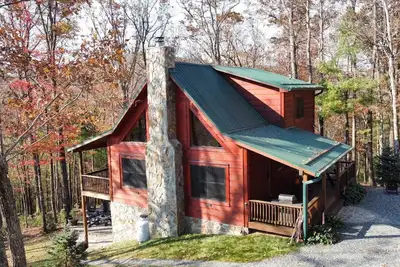Image de Bearadise at Blue Ridge- 3 bed 3 bath log cabin with fire pit, pool table, pet friendly