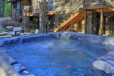 Suncadia 6 Bdrm Home with Outstanding Outdoor Patio