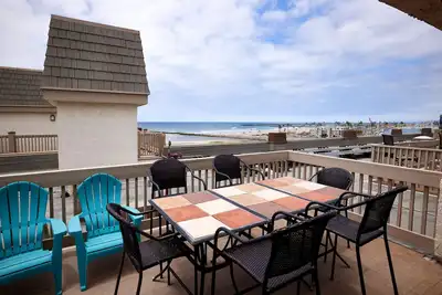 Image de Rooftop Seabreeze ~ Gorgeous Ocean & Harbor View Penthouse Condo!