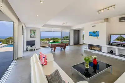 Image de Imagine Your Family Renting This Luxury Villa with Sea Views, Protaras Villa 1528