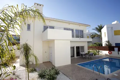 Image de At Last You can Rent the Perfect Luxury Villa near Fig Tree Bay, Protaras Villa 1475