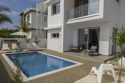 Image de The Secret to Enjoying Your 5 Star Villa with Sea Views, Protaras Villa 1505