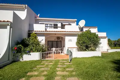 Image de Terraced house Casa Sauchi with a communal pool
