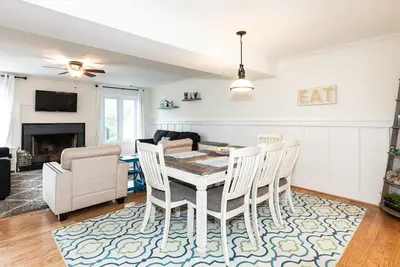 Image de Beautiful Remodeled Bathrooms | Short Stroll To Vb Boardwalk