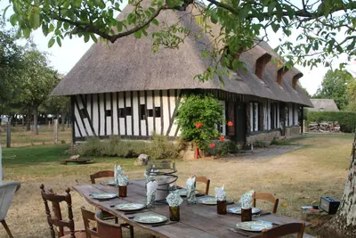 Image de Maison traditionnelle Normande, 8 pers, tout confort, grand jardin. 2h de Paris.