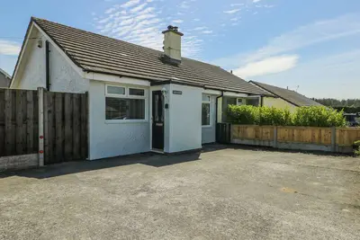 Image de Fern Hill Cottage, with open fire in Newborough