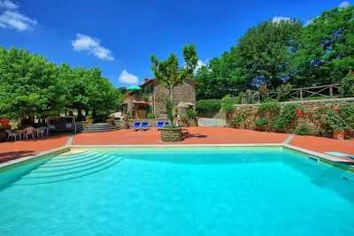 Image de Maison de vacances privée avec Wifi, climatisation, piscine privée, Tv, près de Cortone