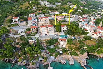 Image de Appartements Alen, (16264), Pisak, Croatia
