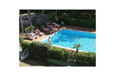 Peru with swimming pool, four-room apartment E