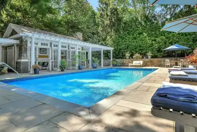 Image de Wine Country Oasis in the Heart of Nassau Point
