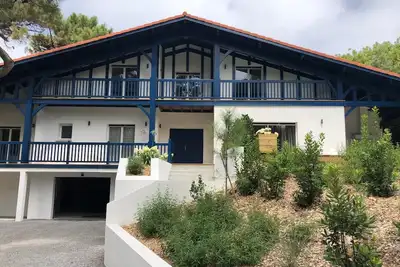 Image de Magnifique villa - Lac, Mer et Ville à pied - Piscine chauffée