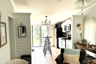 Image de Home Base for New Smyrna Adventures