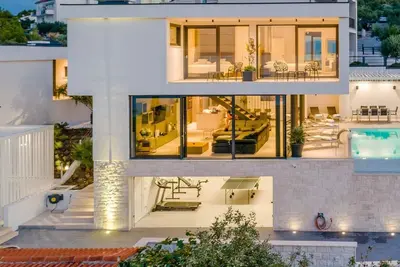 Image de Maison de vacances Sutivan pour 1 - 8 personnes avec 3 chambres Ă coucher - Ferme