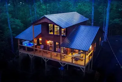 Image de Incredible Mount LeConte Views-Secluded Mountain Top Lodge-King Suites!