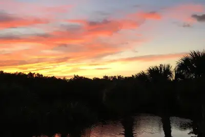 Image de Relax and unwind on Your Rabbit Rd. , Sanibel vacation retreat