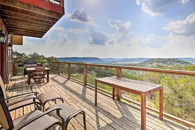 Image de Scenic Hilltop Hideaway, Mins to River & Lake