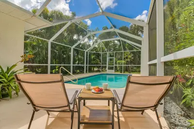Image de Private Heated Pool & Beach House: 3 King Beds, TVs throughout, 1000mbps WiFi