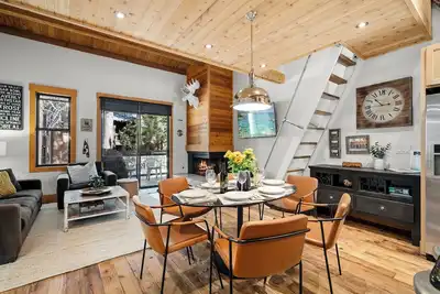 Image de Stylish Northstar Home w/ Loft | Free Shuttle, Pool & Near Resort Fun