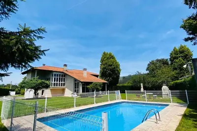 Image de MarĂa Bonita Chalet. Full rental with private pool, barbecue and garden