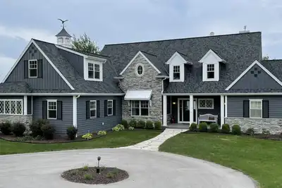 Image de Bluebell Cottage: Luxury Waterfront Home with Private Pier