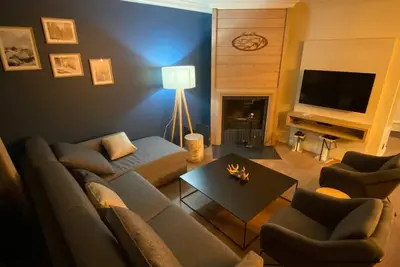 Image de Appartement familial entièrement rénové face au Mont Blanc