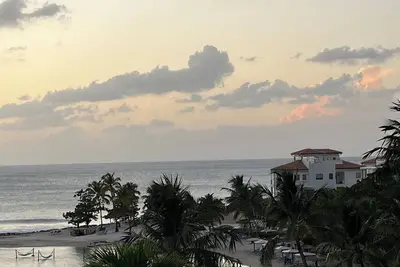 Image de Awesome Views - Rent 7 or 14 days from 10\/ 23\/ 2024 until 12\/15\/ 2024.