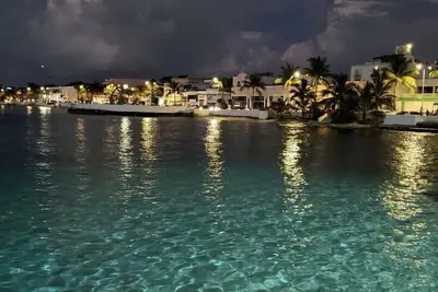 Image de Beautiful spacious home 2 blocks from ocean in the heart of downtown Cozumel <br>