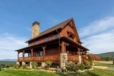 Image de Mountain View Lodge at Eagles Nest - Hot Tub! Amazing Views! Covered deck with fireplace!