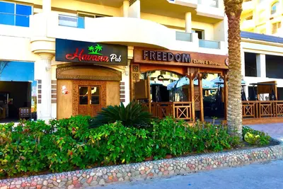Image de Florenza Khamsin Max