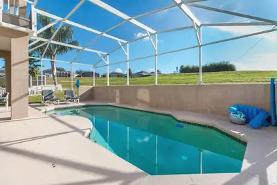 Image de One of the best located villas, with unique views of the 5th & 6th fairways,