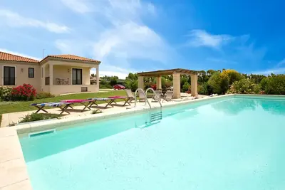 Image de Villa Melisandre à Alghero: piscine privée, WiFi illimité, climatisation